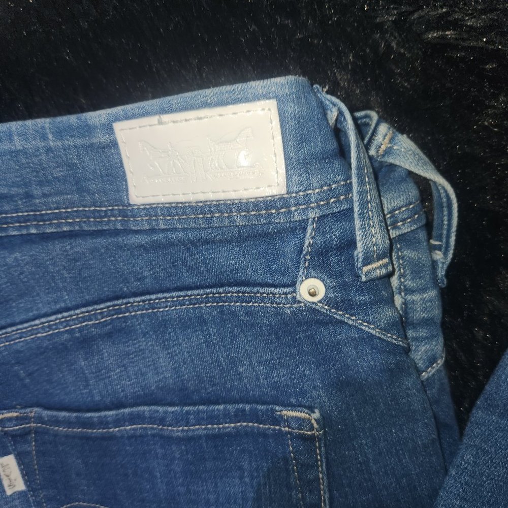Levis white tag ladies' mid-rise skinny jeans, size 12, 30" waist - Picture 11 of 13
